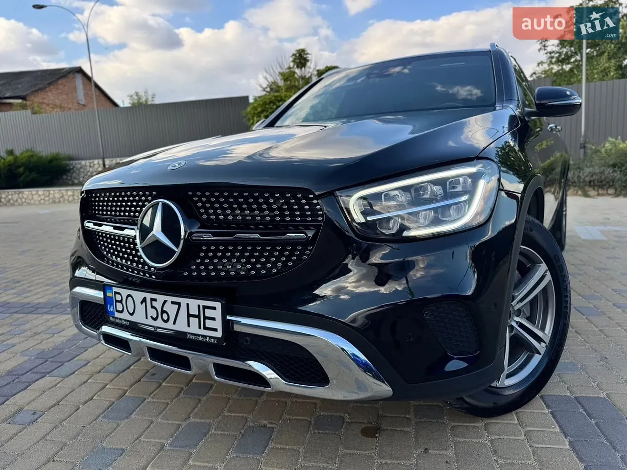 Mercedes-Benz Glc-Class 2020 photo 2