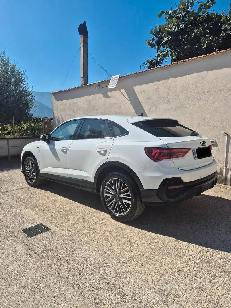 Audi Q3 2023 photo 4