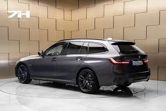BMW 330E 2022 photo 3