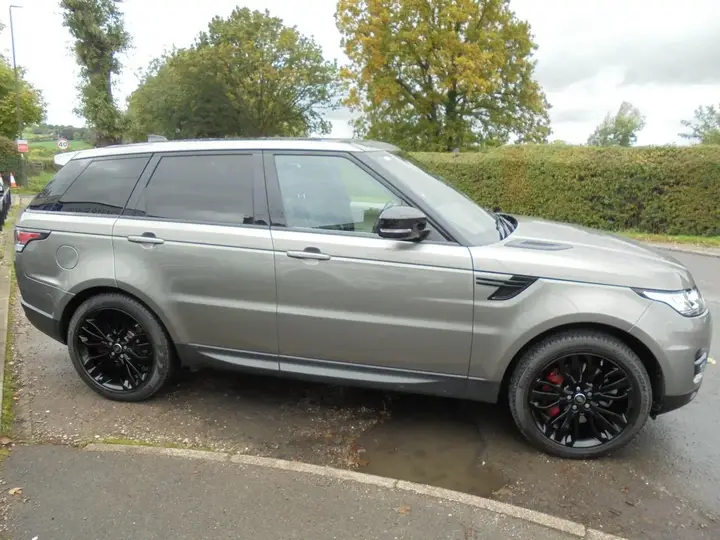 Land Rover Range Rover Sport 2017 photo 4