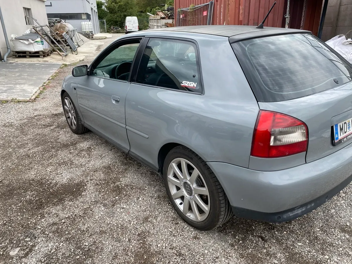 Audi A3 2002 photo 2