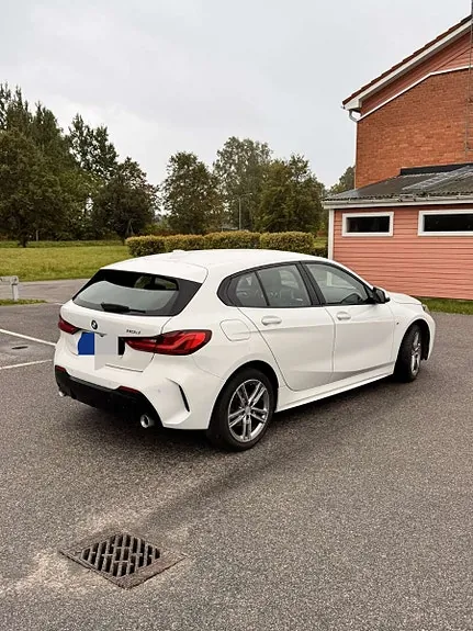 BMW 118D 2021 photo 4