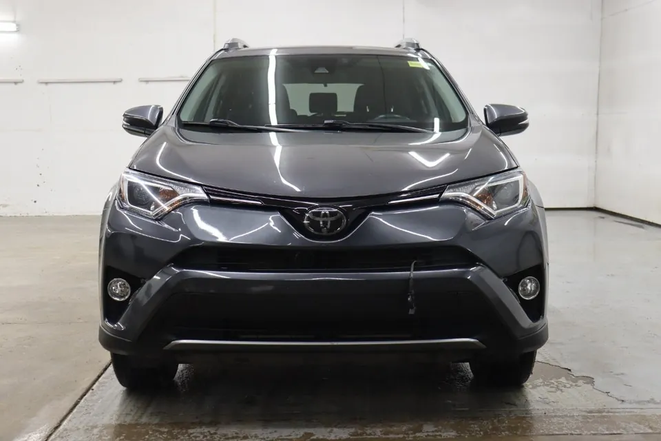Toyota Rav4 2017 photo 3