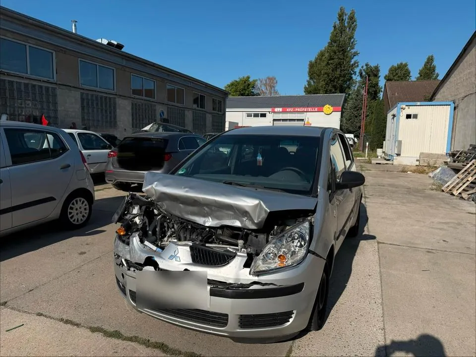 Mitsubishi Colt