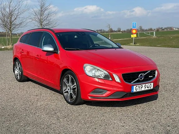 Volvo V60 2012 photo 2
