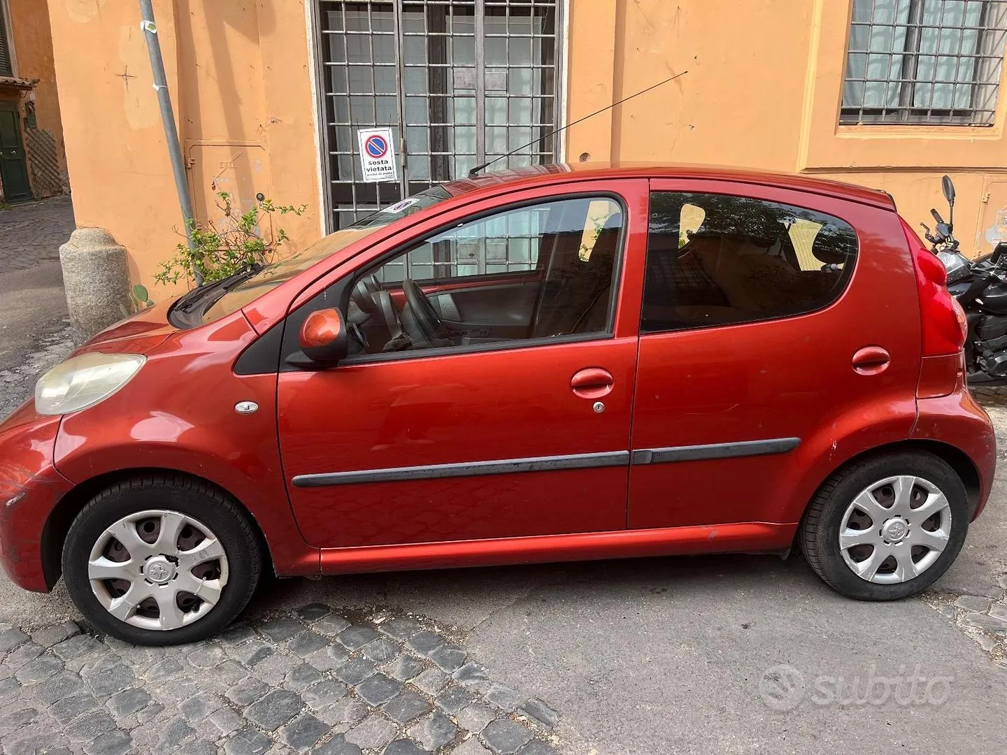 Peugeot 107 2009 photo 2