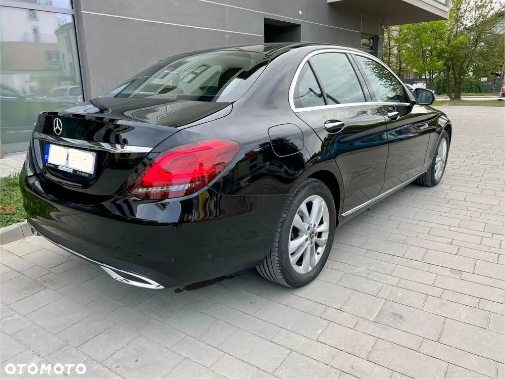 Mercedes-Benz C-Class 2019 photo 3