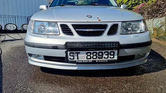 Saab 9-5 2004 photo 2