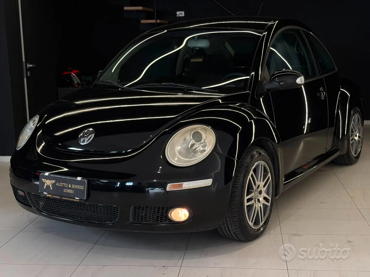 Volkswagen Beetle 2007 photo 2