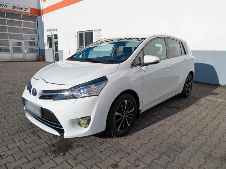Toyota Verso