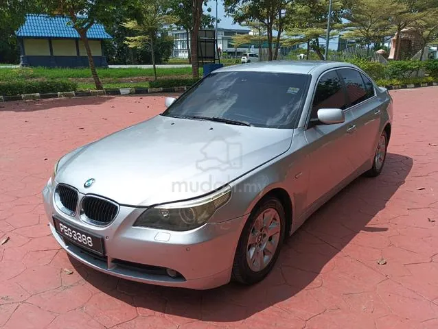 BMW 520I
