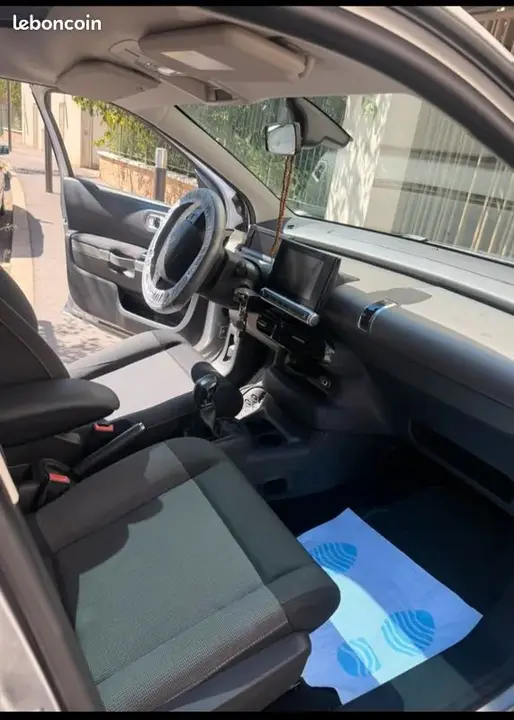 Citroen C4 Cactus 2015 photo 3