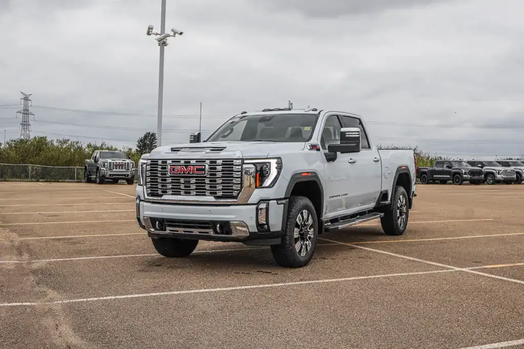 GMC Sierra 3500Hd 2026 photo 4