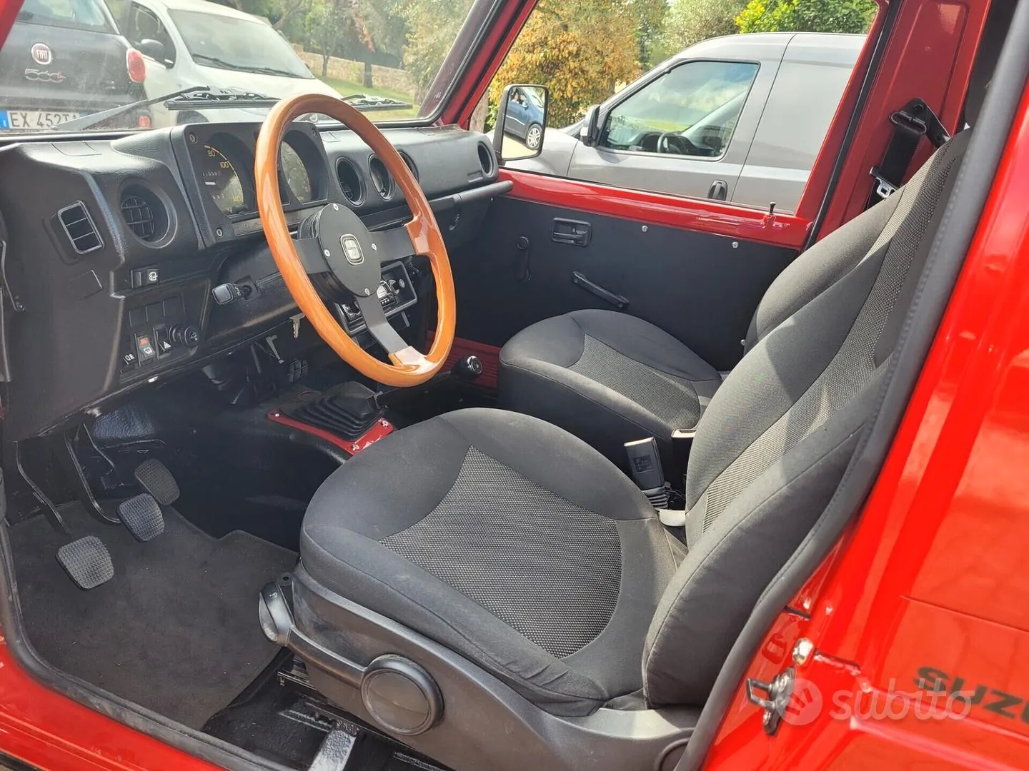 Suzuki Samurai 1991 photo 2