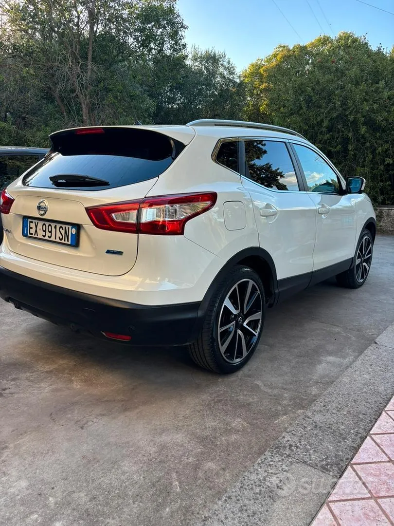 Nissan Qashqai 2014 photo 4