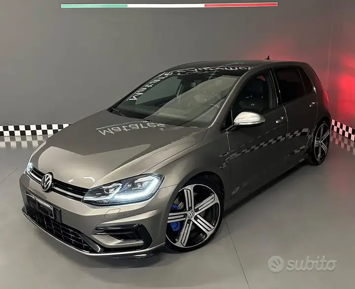 Volkswagen Golf R