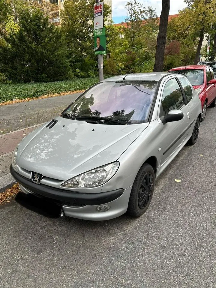 Peugeot 206