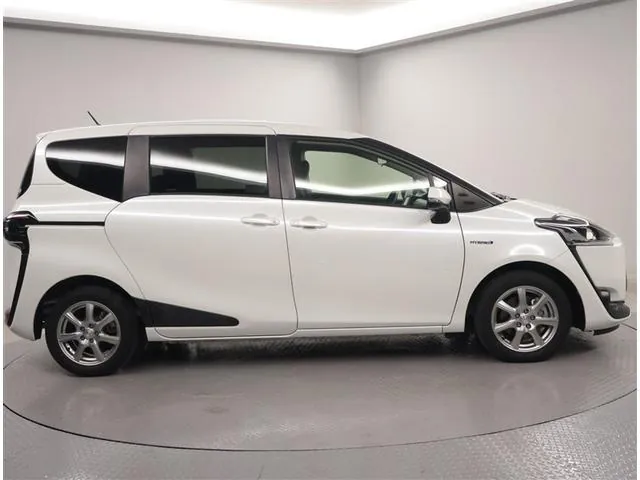 Toyota Sienna 2017 photo 2