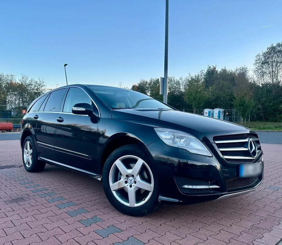 Mercedes-Benz R-Class