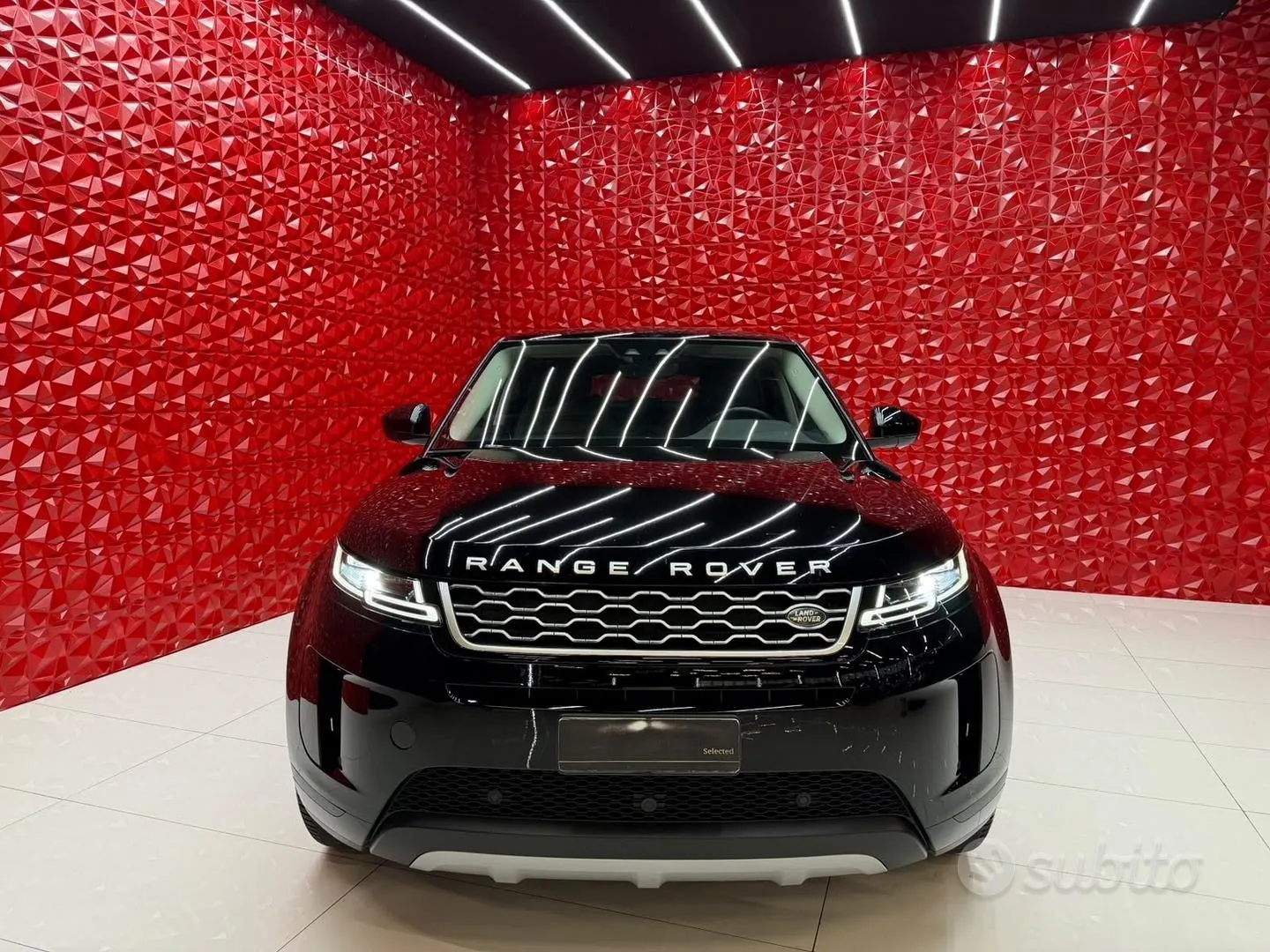 Land Rover Range Rover Evoque 2019 photo 2