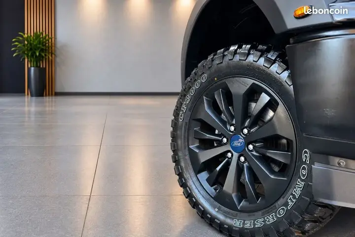 Ford F-150 2020 photo 2