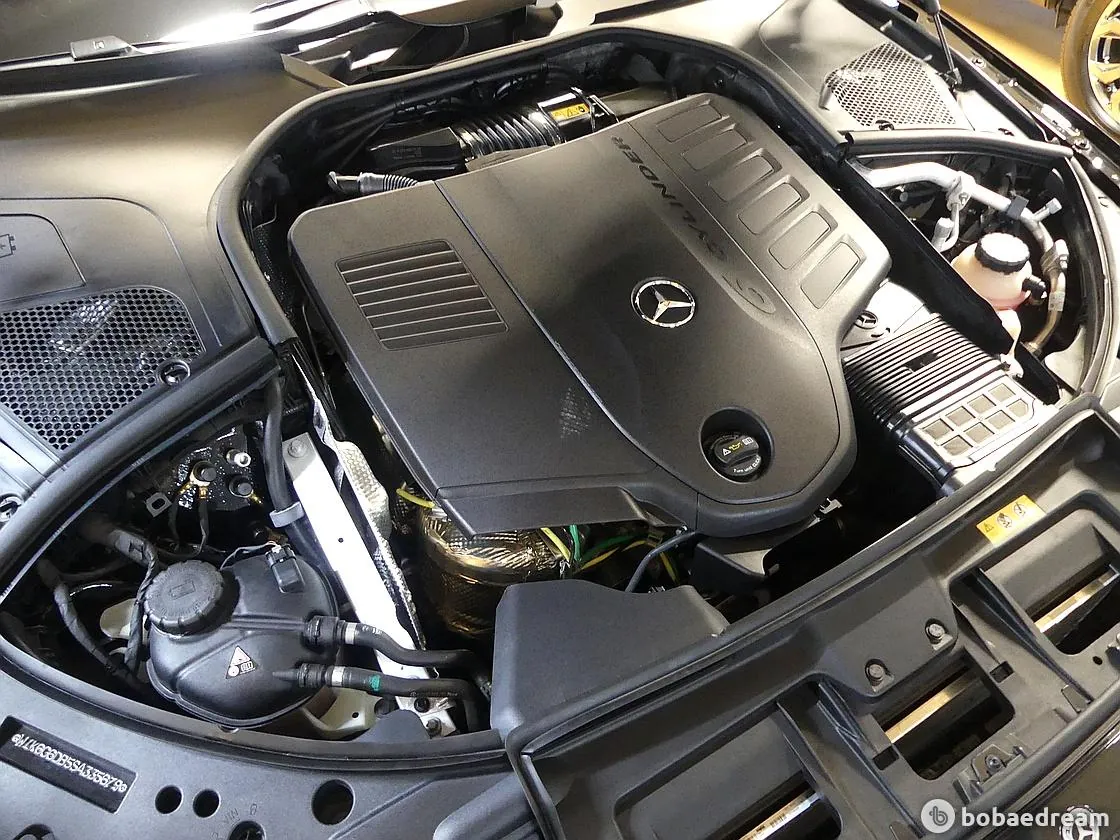 Mercedes-Benz S500L 2025 photo 5