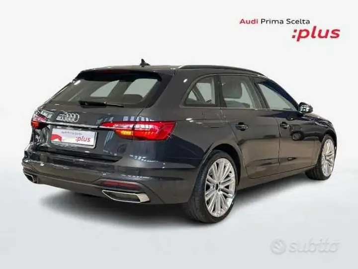Audi A4 2022 photo 2