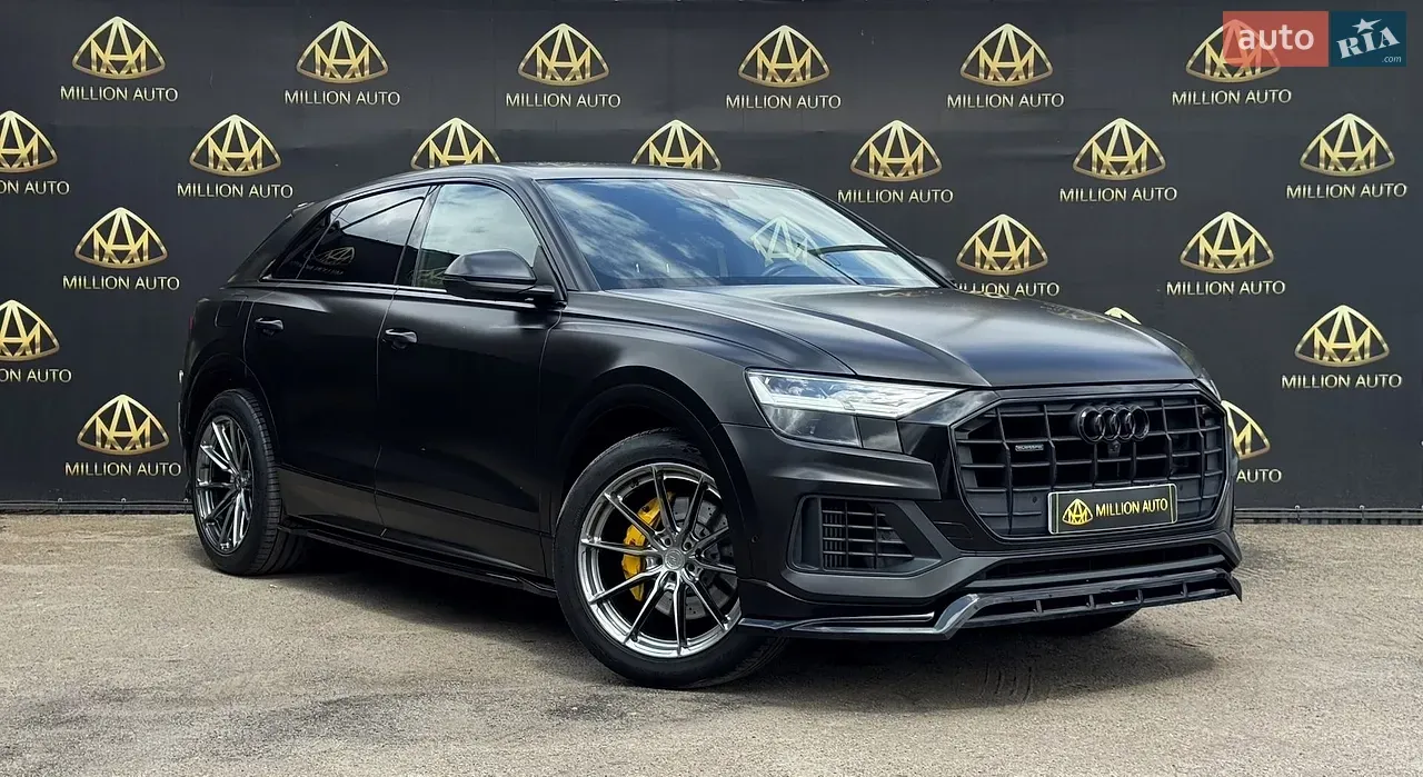 Audi Q8