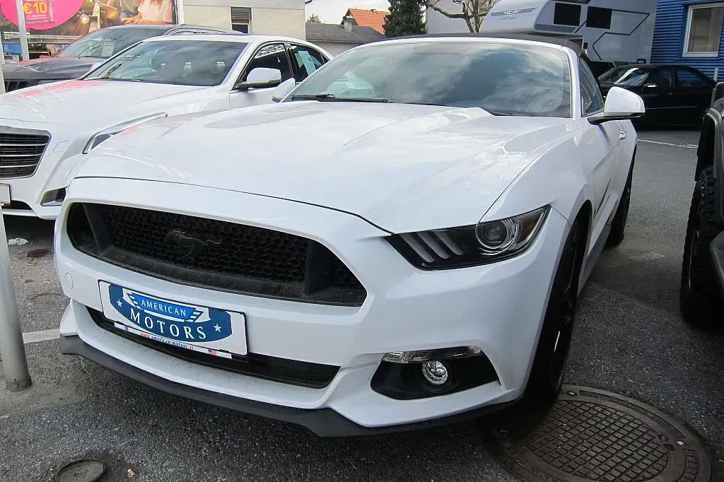 Ford Mustang 2015 photo 2