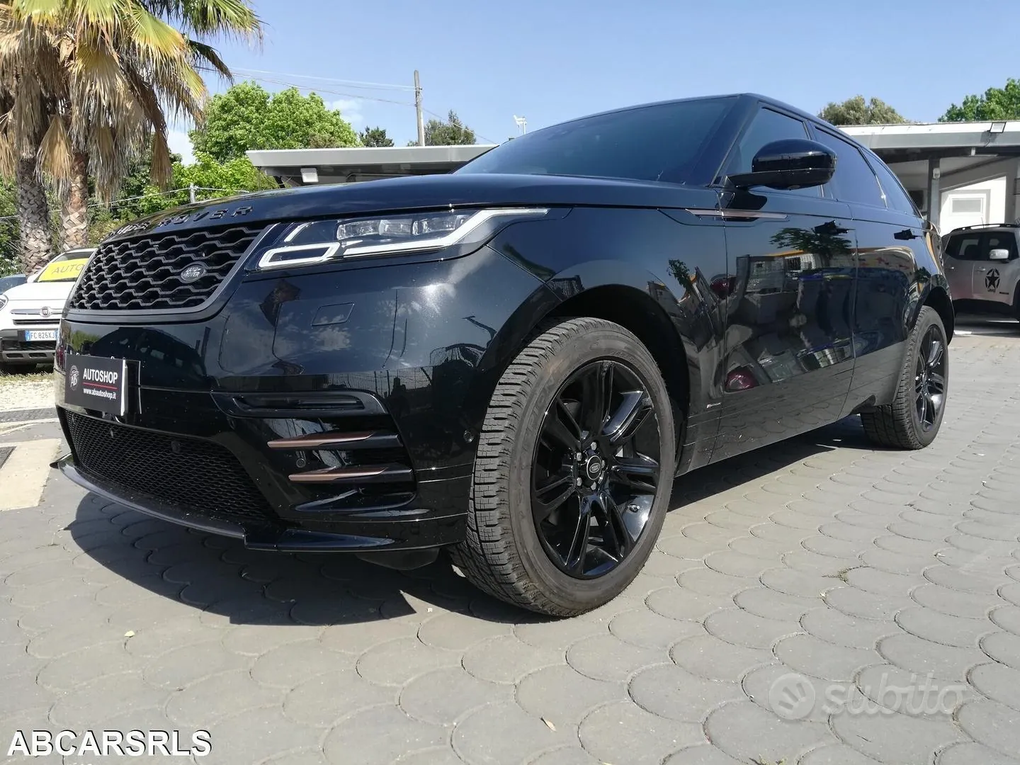 Land Rover Range Rover Velar 2020 photo 3