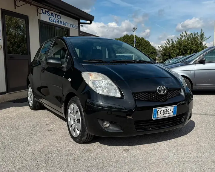 Toyota Yaris 2009 photo 3