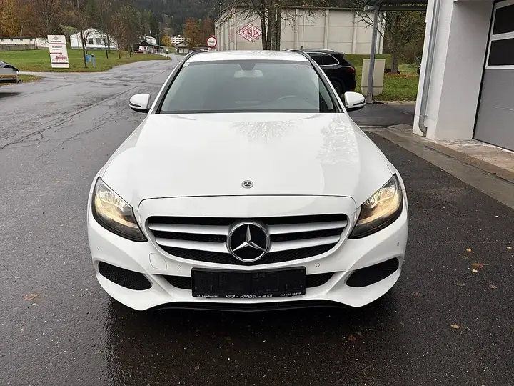 Mercedes-Benz C-Class 2017 photo 3