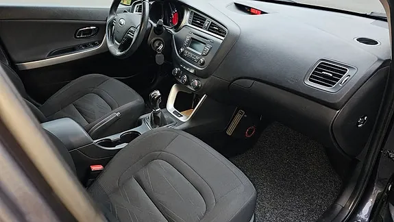 Kia Ceed 2018 photo 5