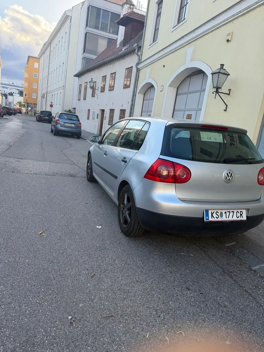 Volkswagen Golf 2004 photo 2