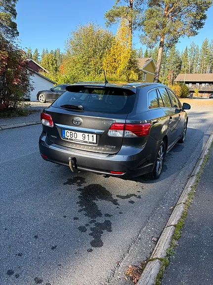 Toyota Avensis 2013 photo 5