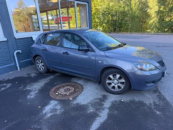 Mazda 3 2007 photo 2