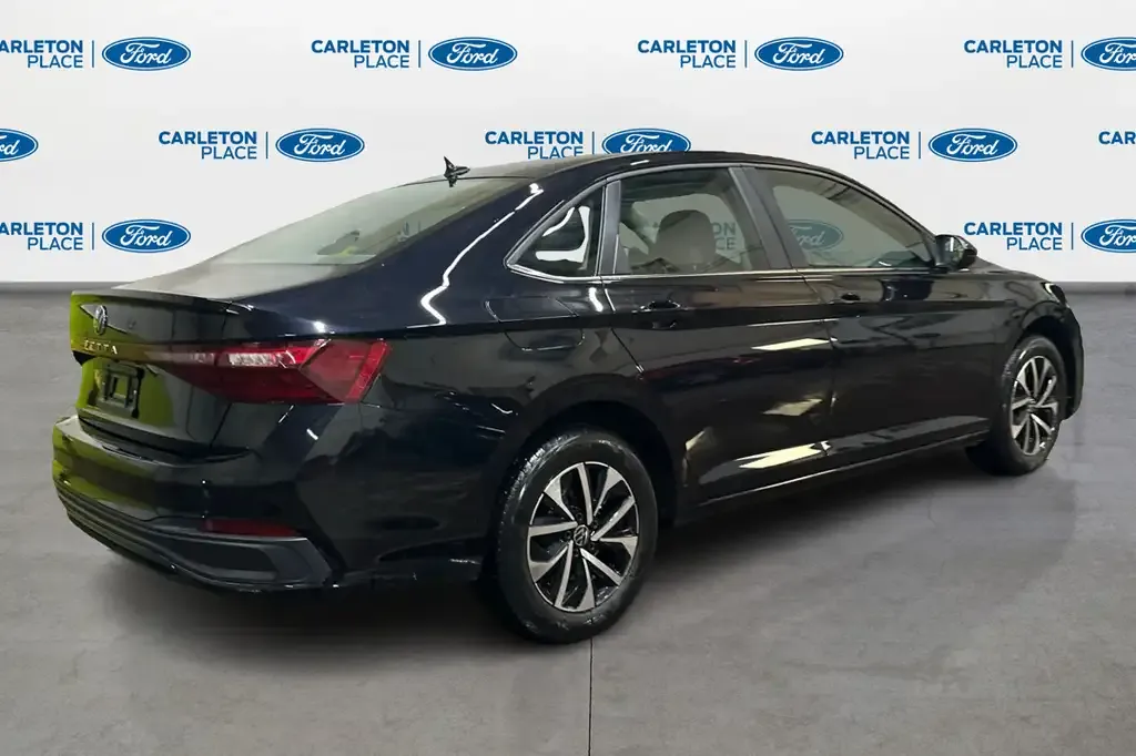 Volkswagen Jetta 2025 photo 5