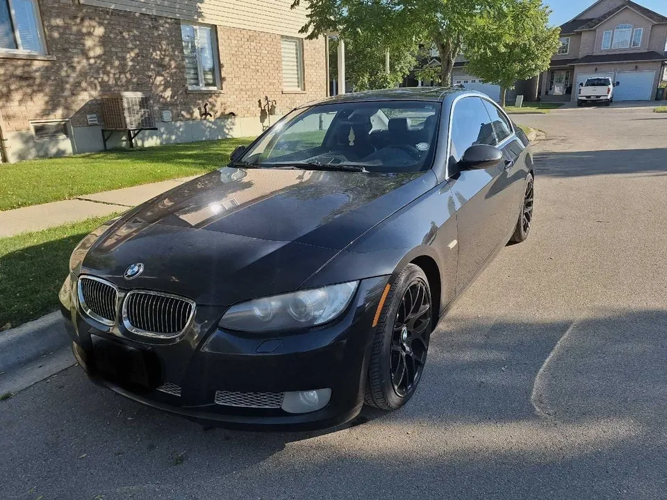 BMW 3Series 2008 photo 2