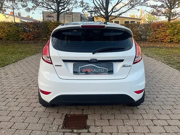 Ford Fiesta 2013 photo 5