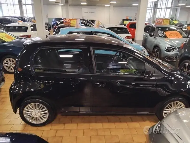 Volkswagen Up 2022 photo 4