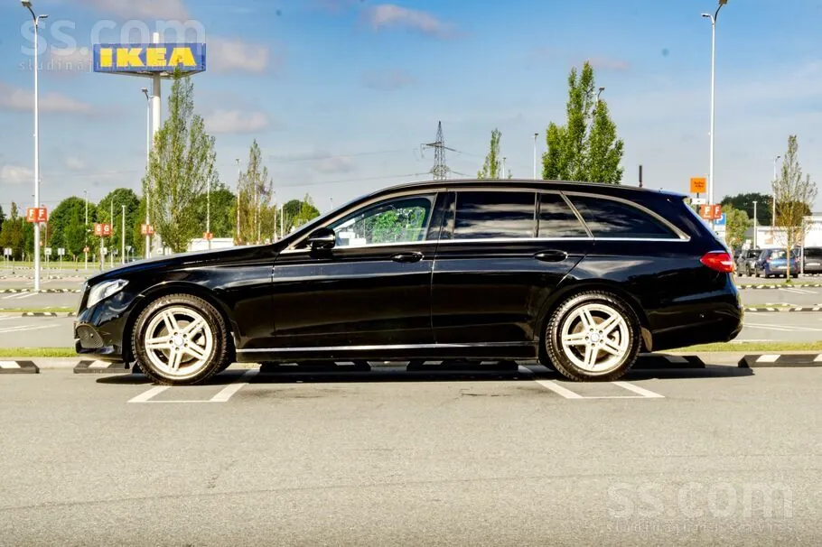 Mercedes-Benz E220 2016 photo 4