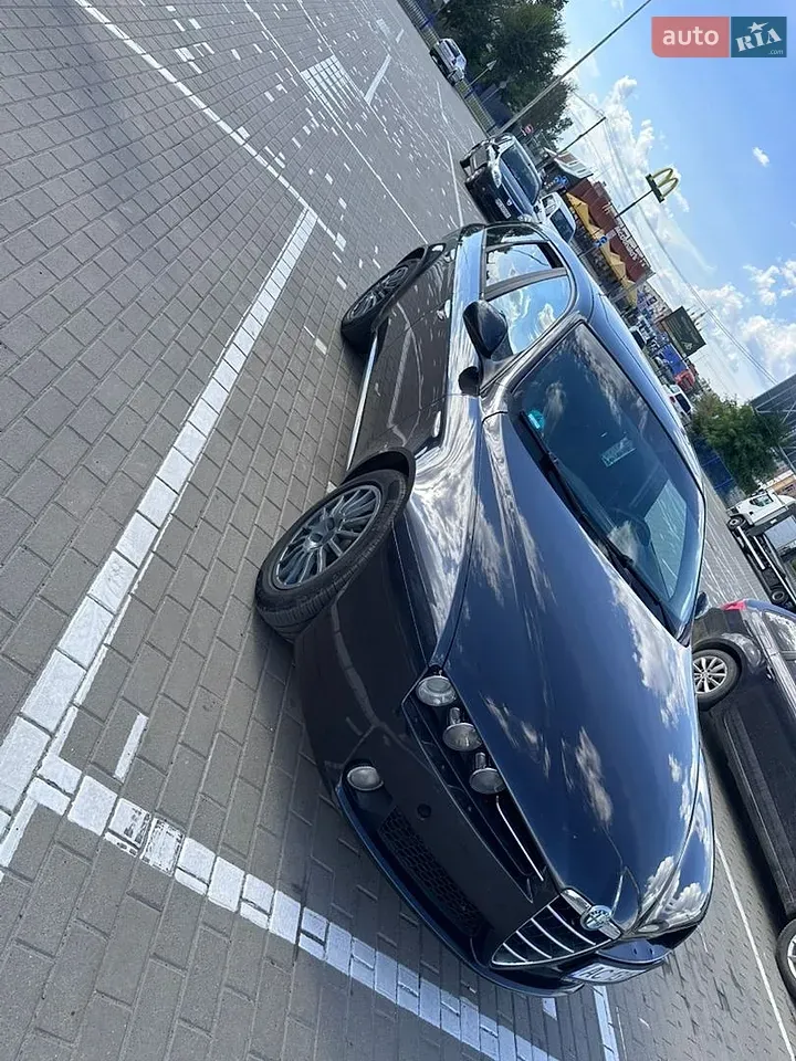 Alfa Romeo 159 2007 photo 4