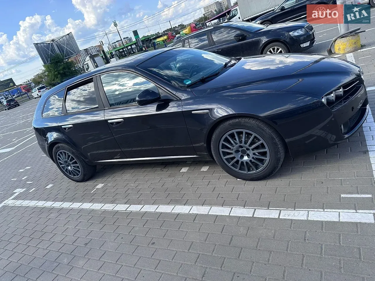 Alfa Romeo 159 2007 photo 3
