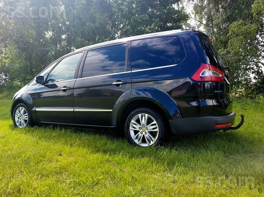 Ford Galaxy 2012 photo 2