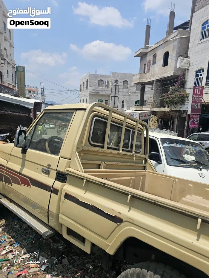 Toyota Land Cruiser 1993 photo 3