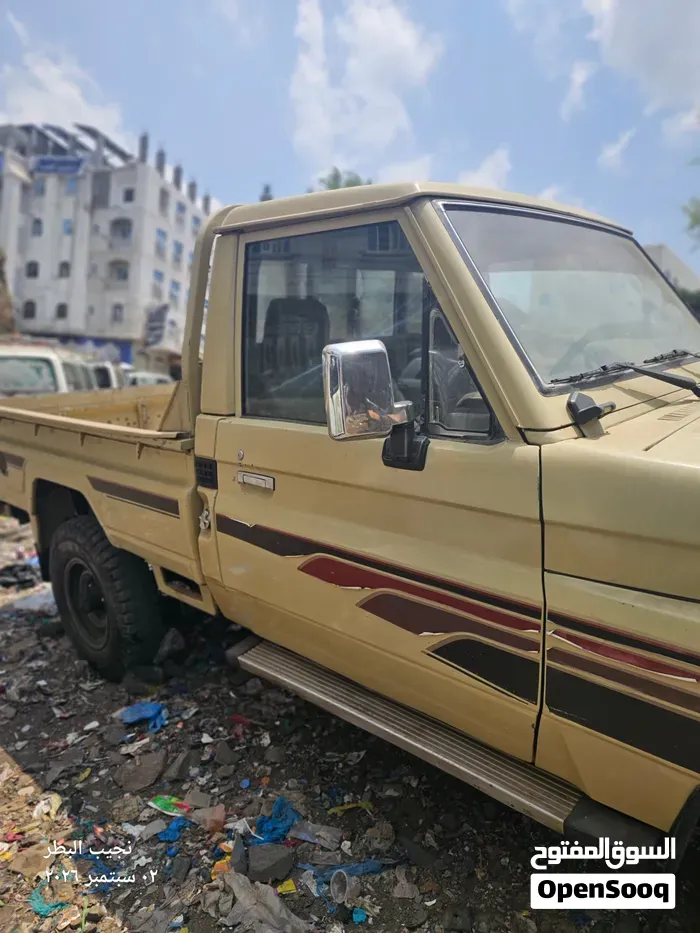 Toyota Land Cruiser 1993 photo 4
