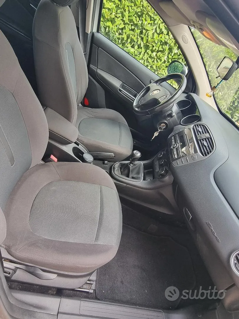 Fiat Bravo 2009 photo 5