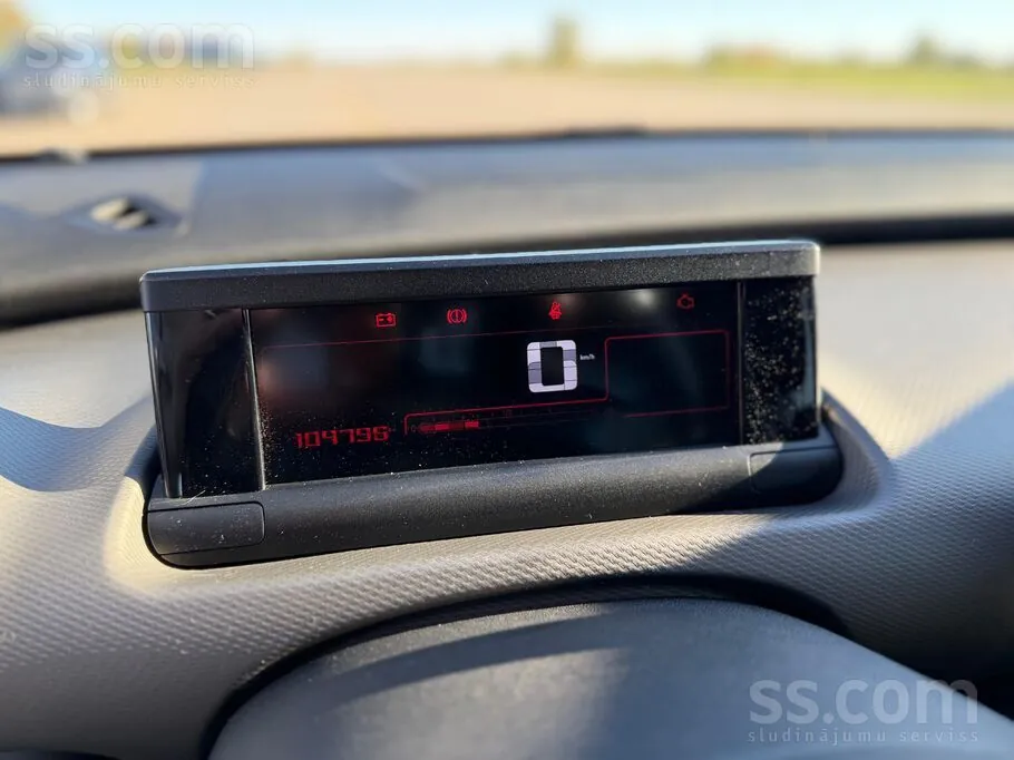 Citroen C4 Cactus 2016 photo 3