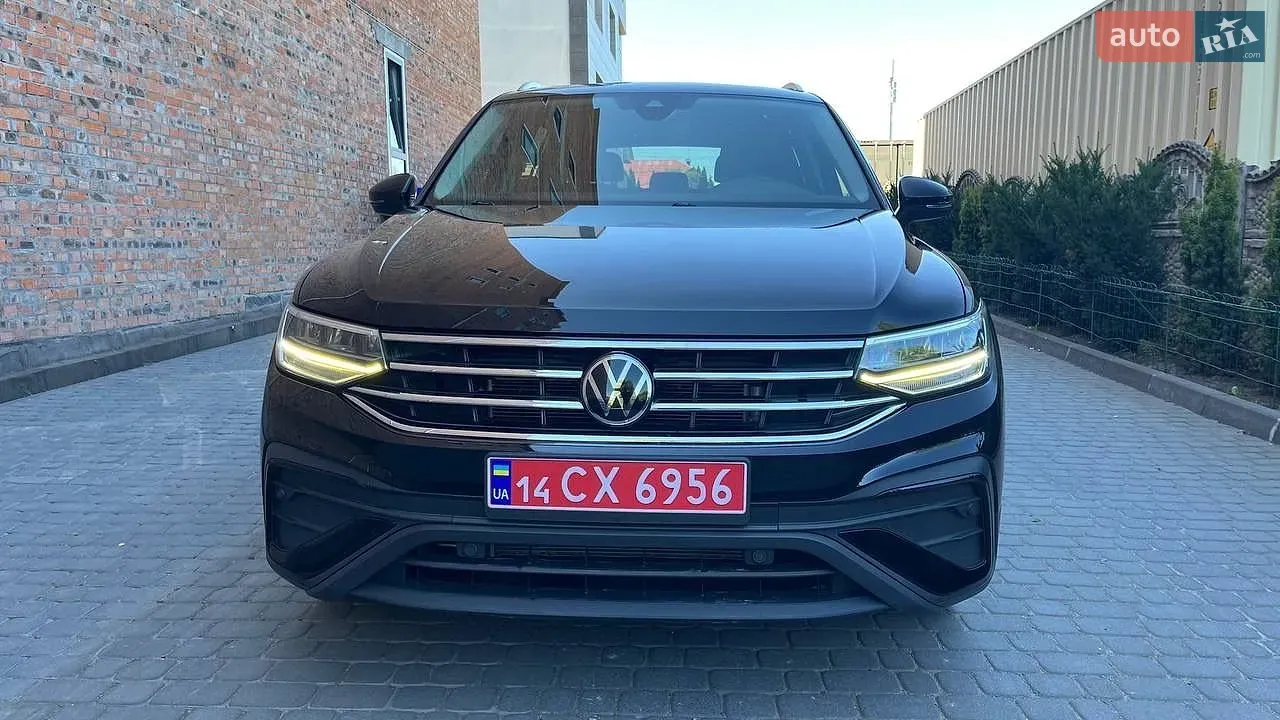 Volkswagen Tiguan 2022 photo 2