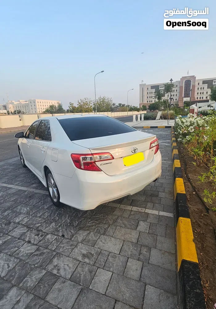 Toyota Camry 2013 photo 4